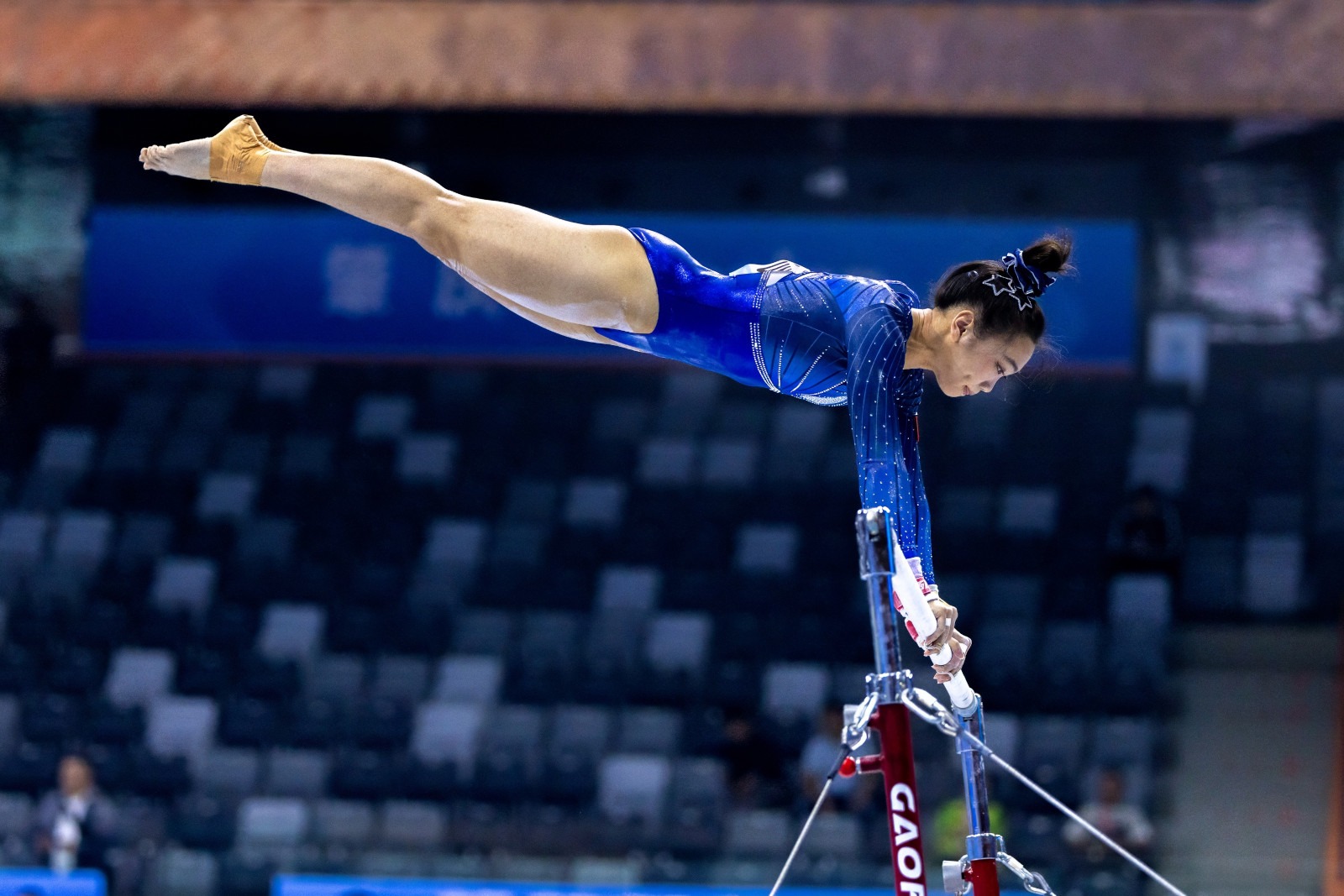 巴萨梅西进球破纪录欧冠历史时刻